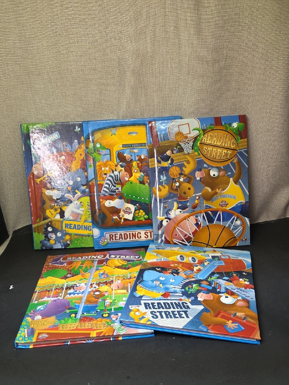 Reading Street Student Textbooks Units 1-5 and Visual Skills workbook Grade 1t‎